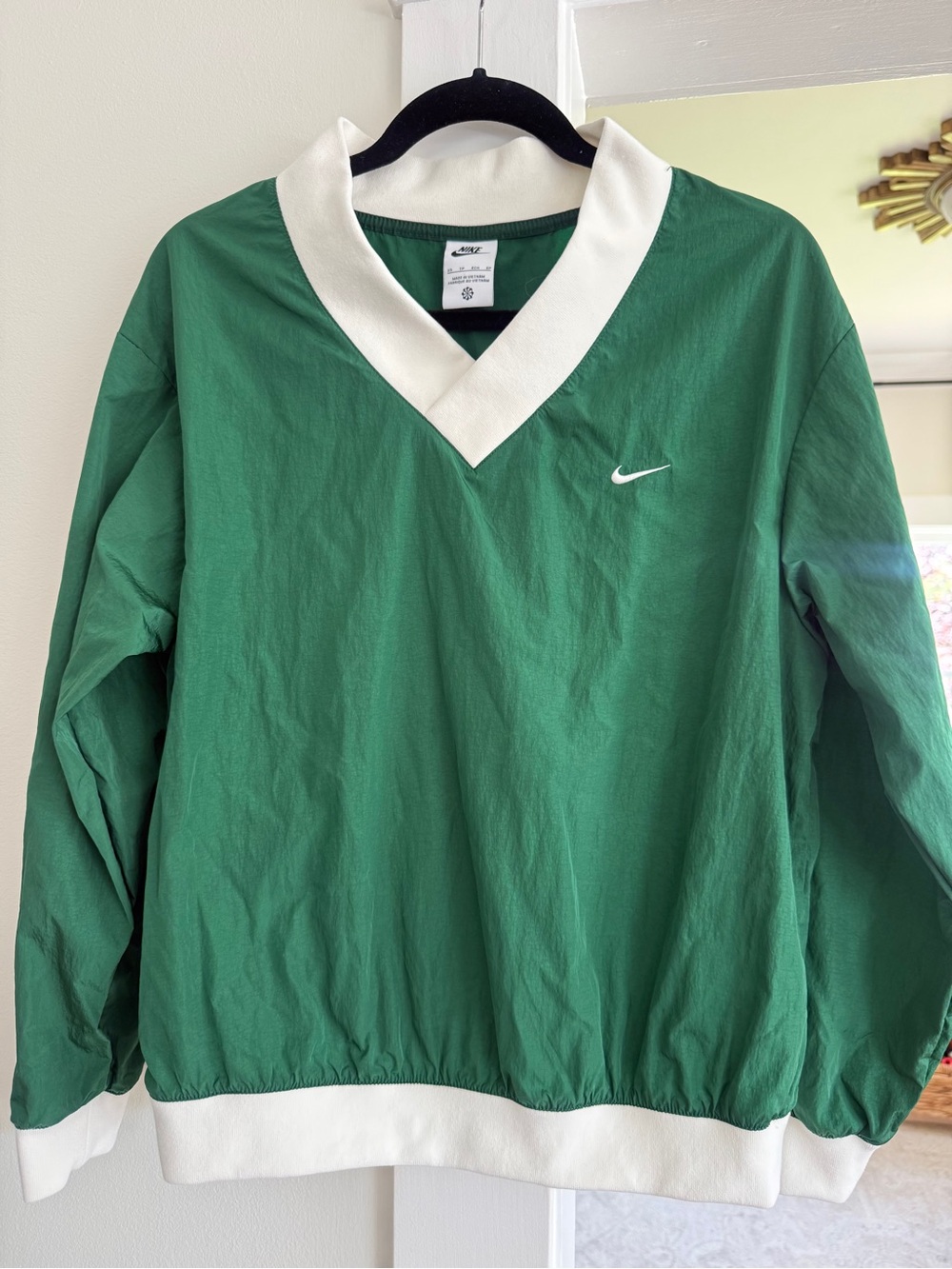 Nike Sportswear Essential Canyon Green White V Neck Woven Windbreaker Pullover